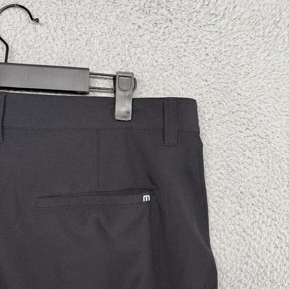 Travis Mathew Shorts Men's 37 Black Chino Khaki Lightweight Flex Golf 9 Inch - Picture 7 of 9
